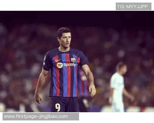 巴萨与曼联的巅峰对决究竟谁能笑到最后分析比赛胜负关键因素