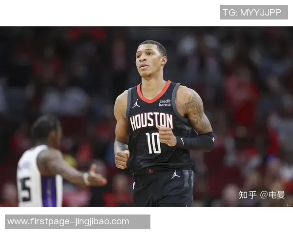 快船与马刺的传奇对决：一场篮球历史的深度剖析与回顾